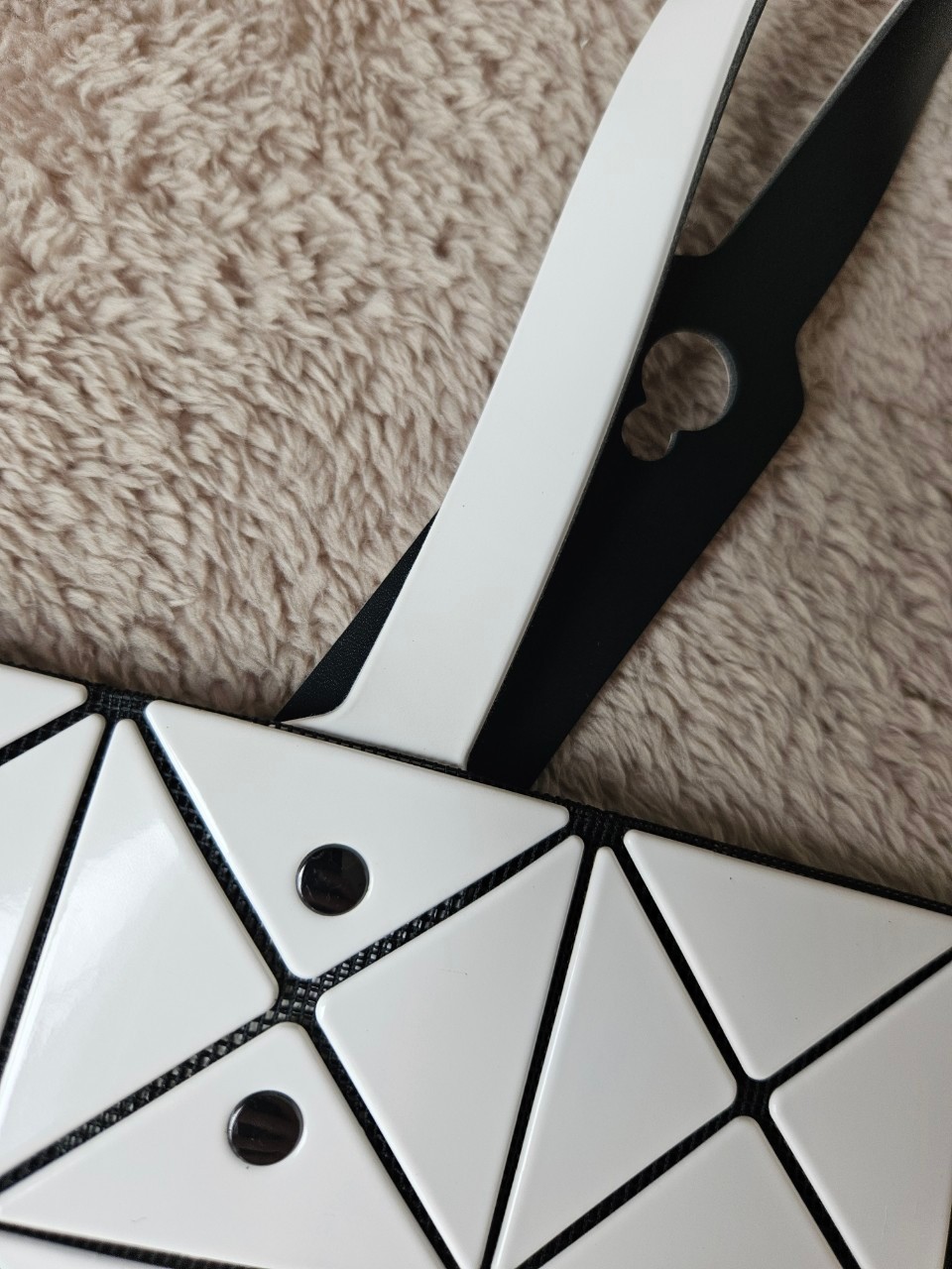 Baobao 6*6 สีขาว