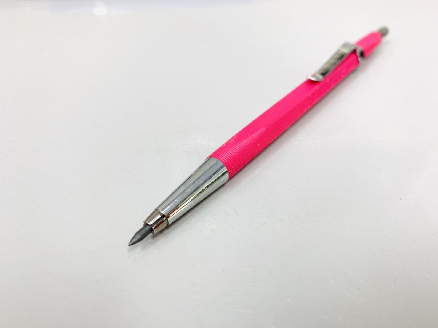 ดินสอกด อย่างดี USTC