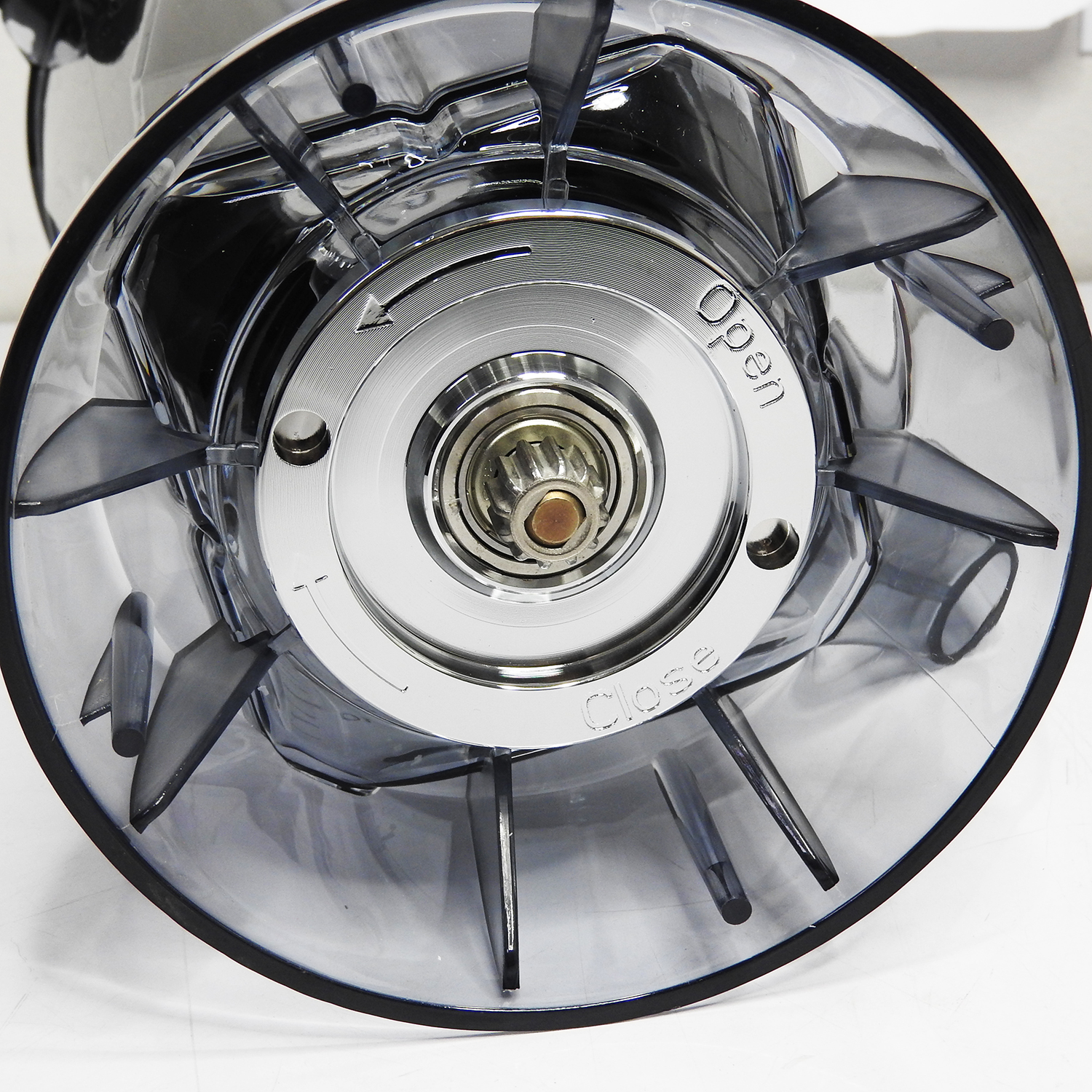 Vegetable and fruit blender 1680W with 2.3L Jar