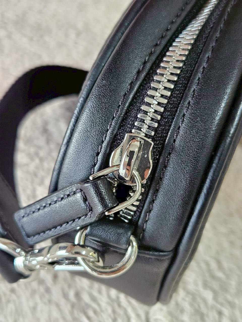 MCM Essential Pouch Orginal Black White