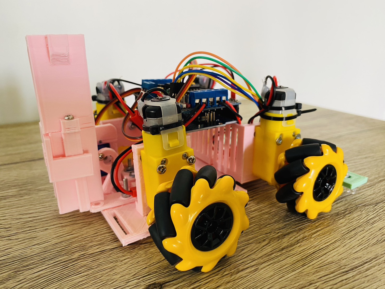 หุ่นยนต์ระดับกลาง สพฐ.2024 แบบล้อสไลด์