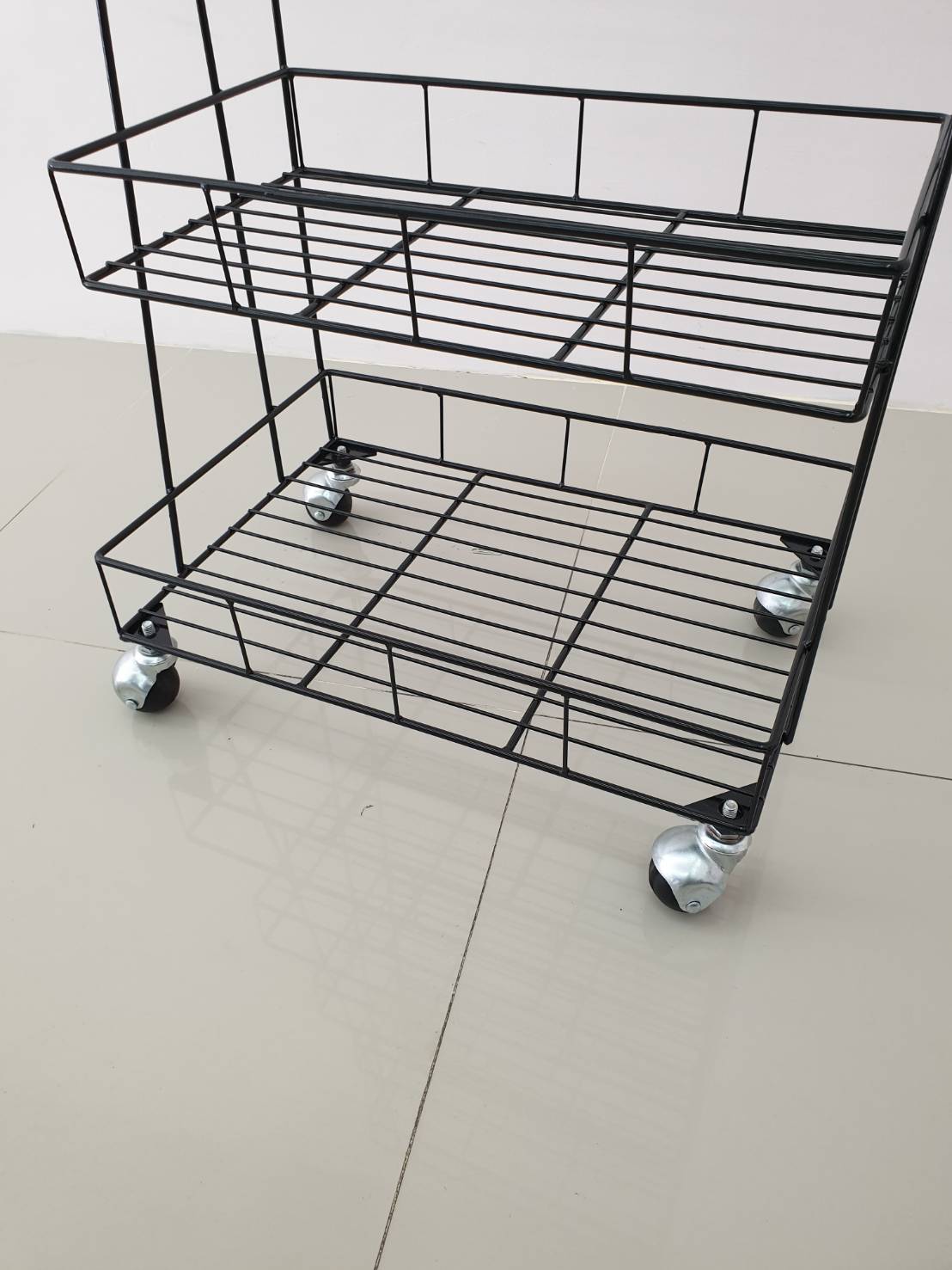 ชั้นวางสีสเปรย์