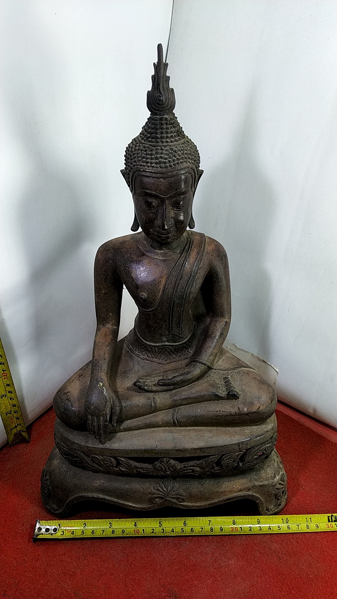 พระบูชา พระอู่ทอง ฐานสามขาฉลุลาย หน้าตัก 9 นิ้ว เนื้อสำริด