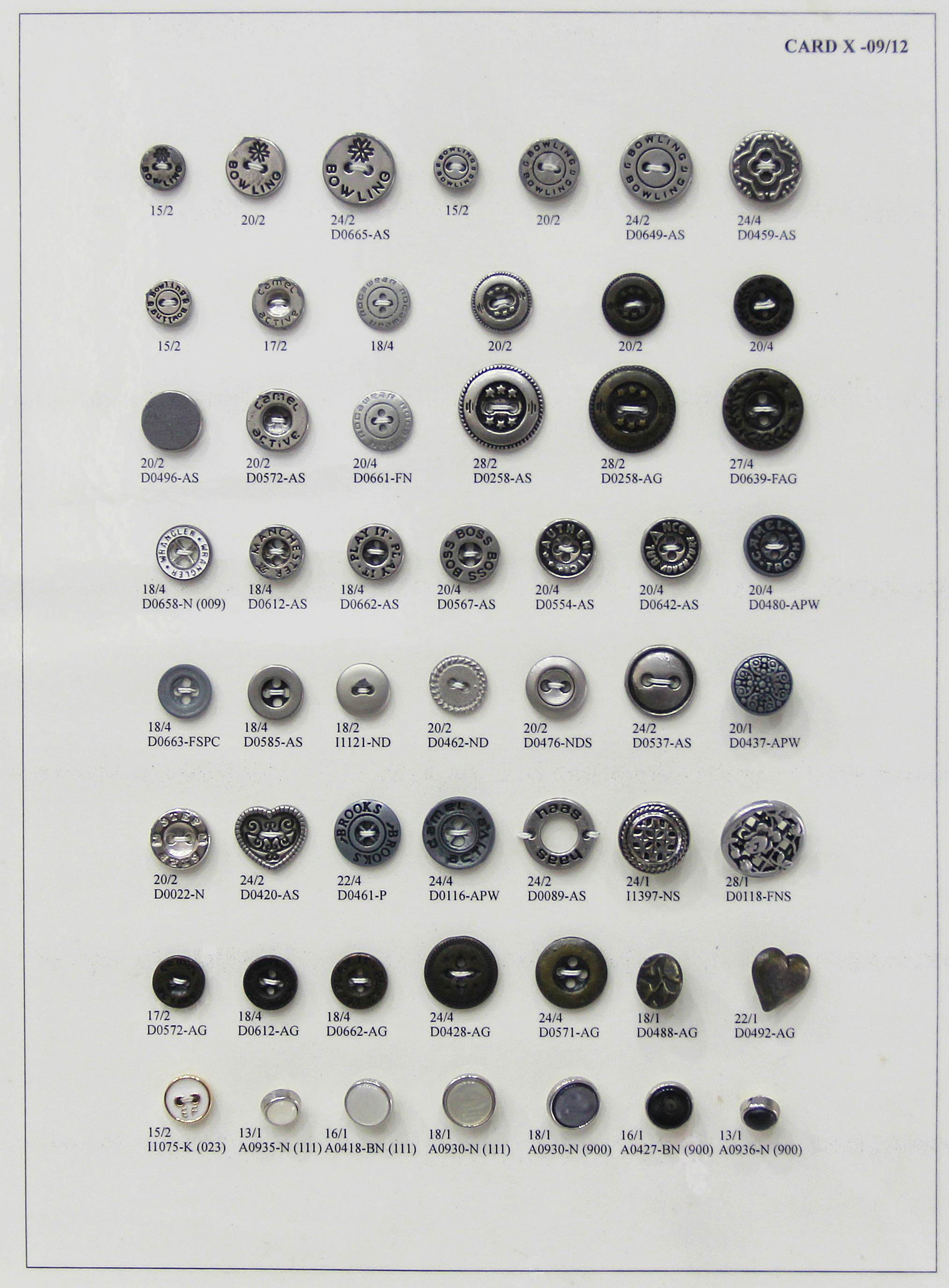 METAL BUTTONS