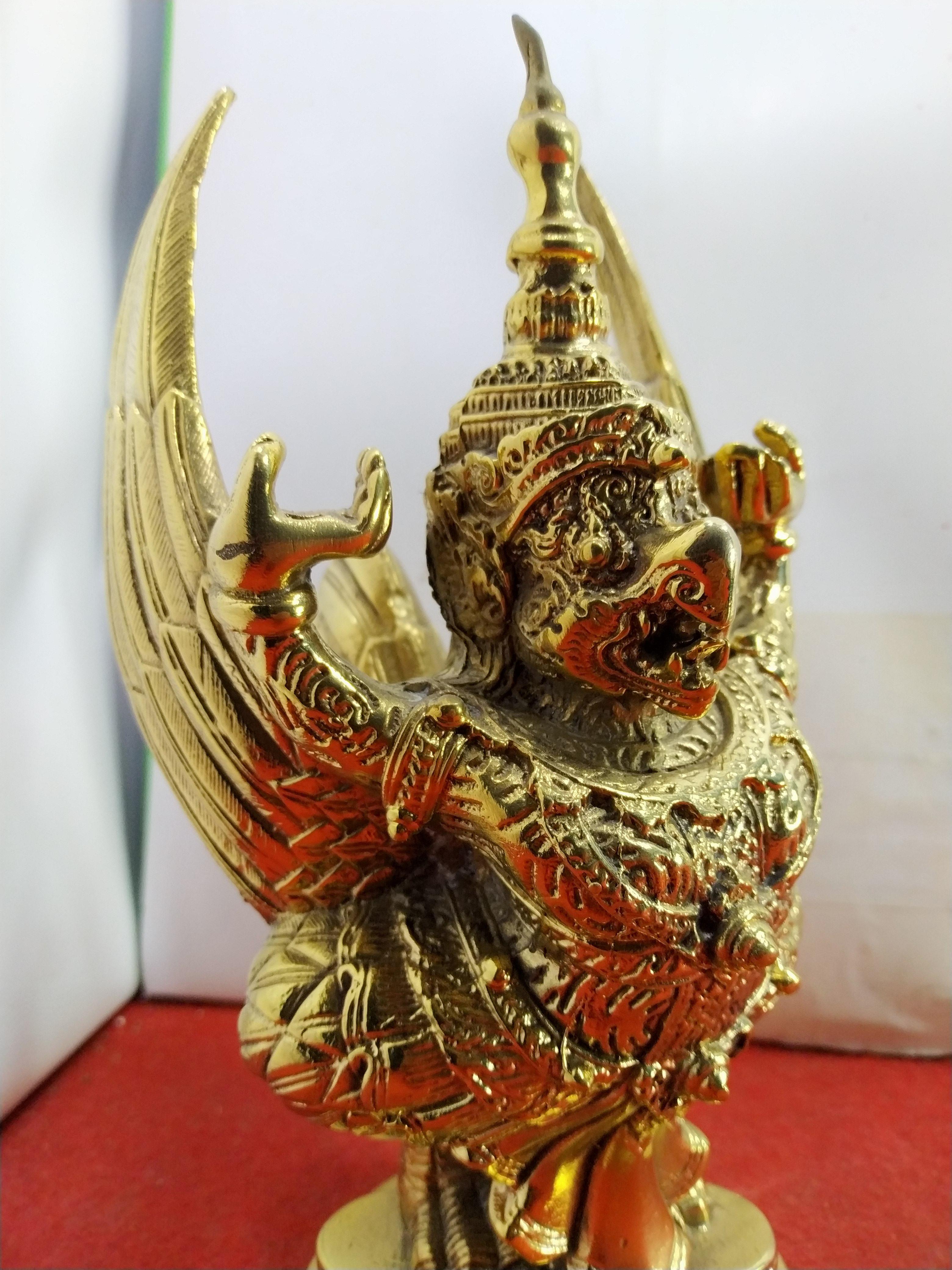 พญาครุฑ แม่ไก่ ขนาด ฐาน 3 นิ้ว สูง 7.5 นิ้ว เนื้อโลหะสำริดทองเหลือง