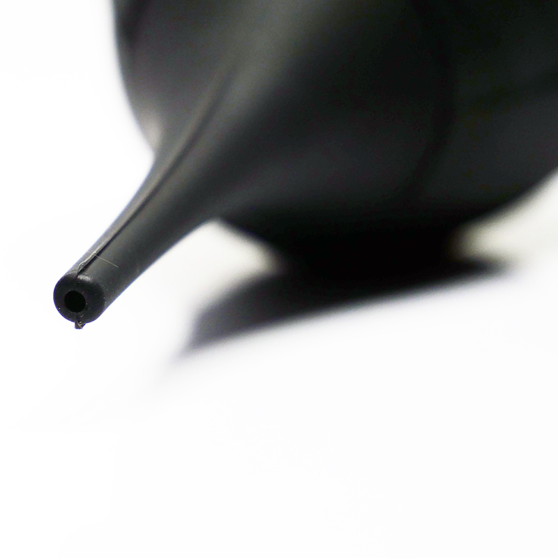 ที่เป่าลม APRESSO BOMBER จะมีลิ้นบังคับภายในให้อากาศไหลเข้าออกได้ทางเดียว