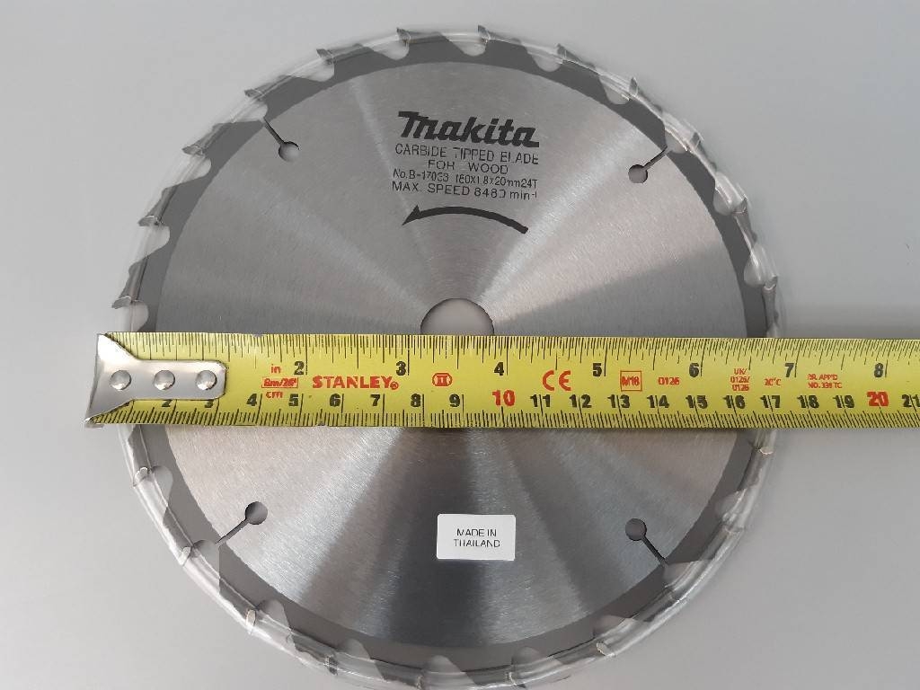 ใบเลื่อยวงเดือน มากีต้า Makita