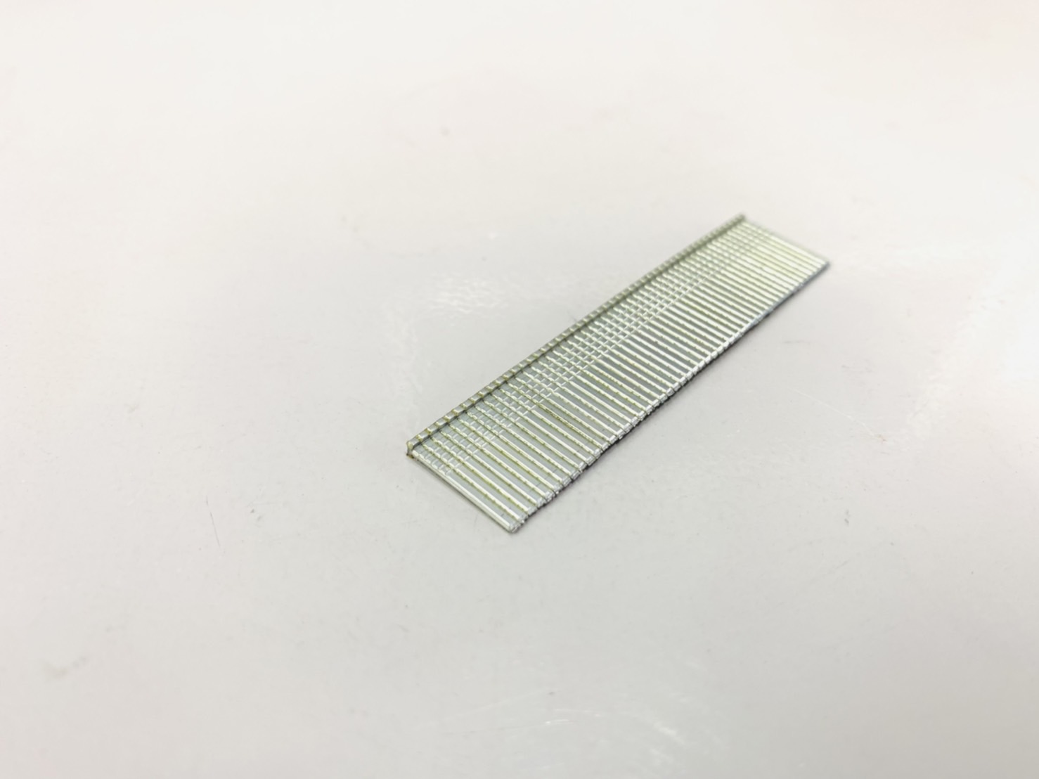 ลูกแม็กขาเดี่ยว 15มิล King Eagle (สำหรับยิงบอร์ด)