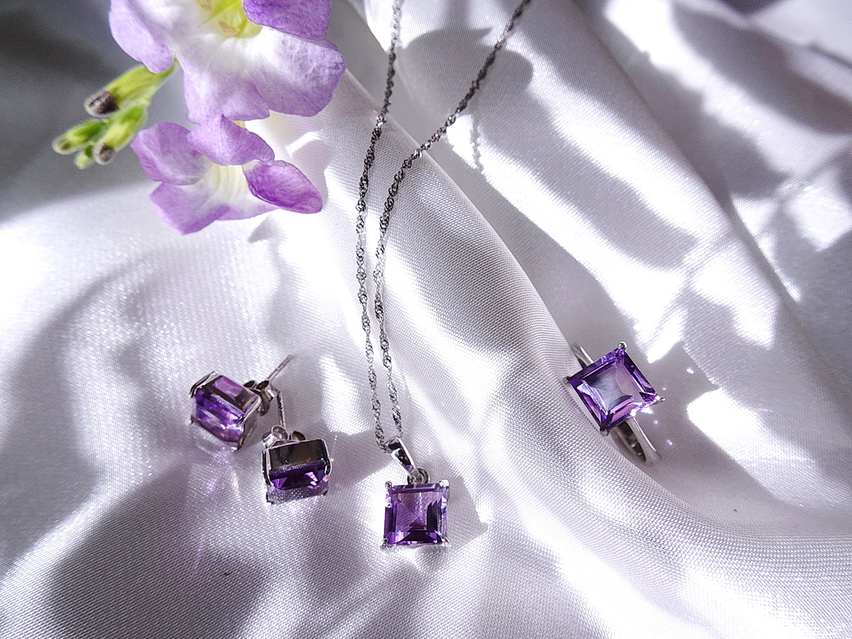 Square Amethyst Set เซ็ทแหวน,สร้อยคอพร้อมจี้ และต่างหูอเมทิสต์ทรงสี่เหลี่ยม ตัวเรือนเงินแท้ silver925