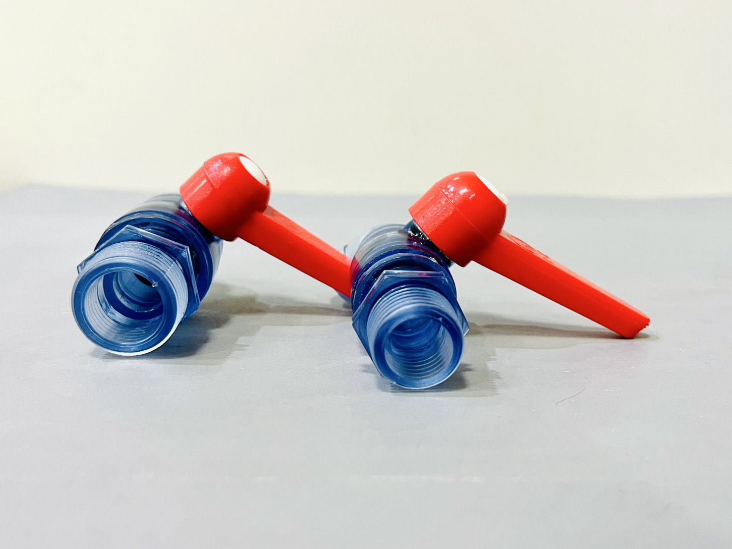 ก๊อกบอล PVC ใส