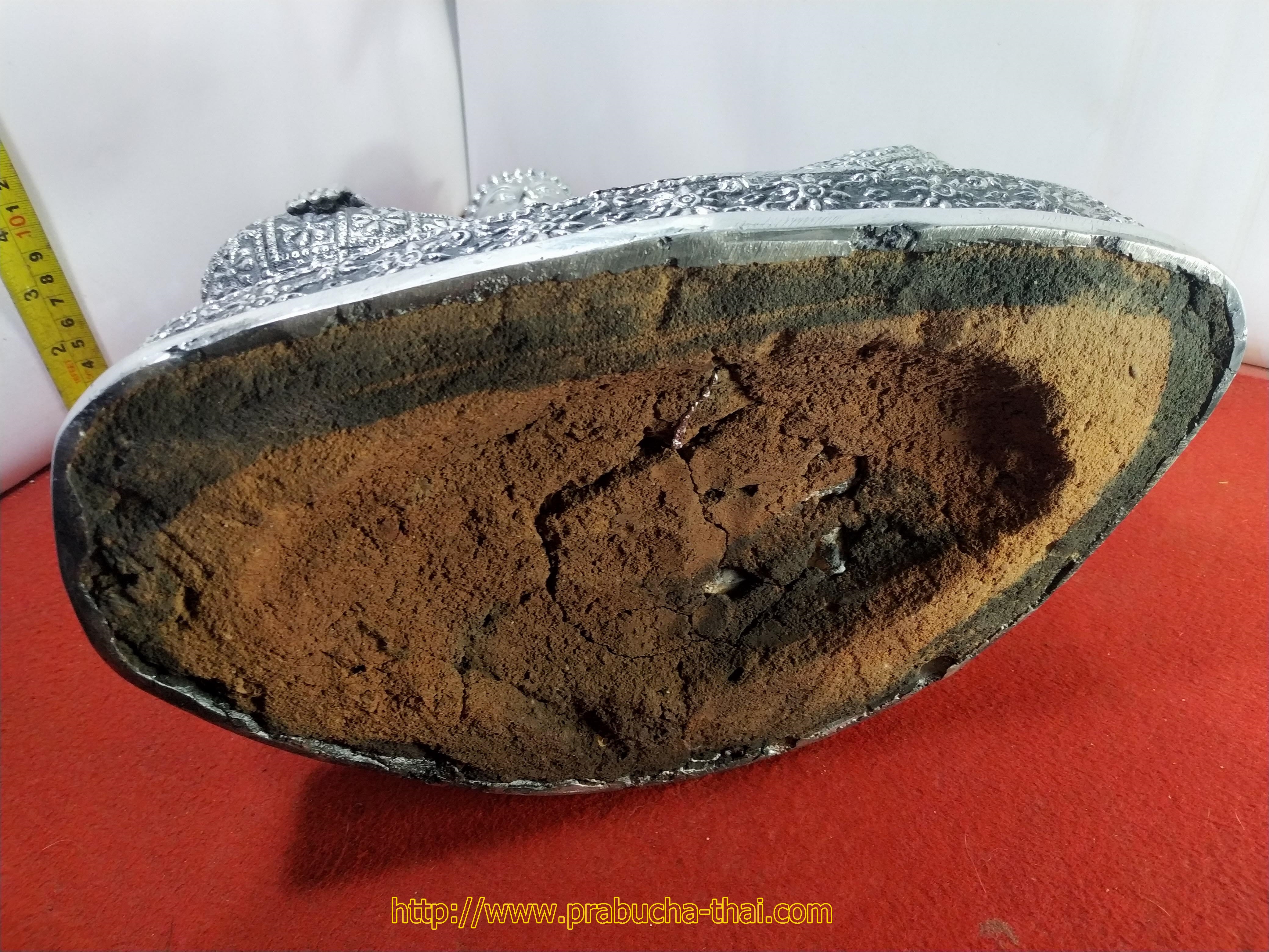 พระสุโขทัย ปางชนะมาร หน้ตัก 9 นิ้ว เนื้อโลหะเงินยวง