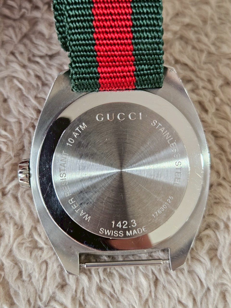 Gucci GG2570 Black Dial Watch สายเขียวแดง