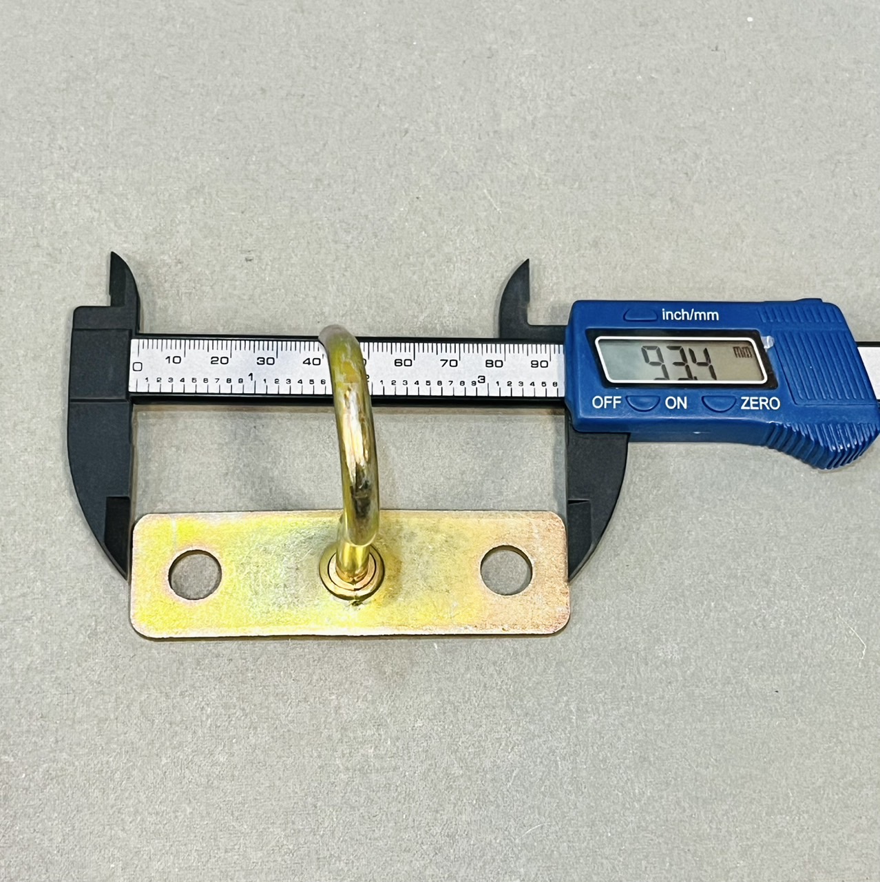 ตะขอแขวนเพดาน ตัวซี