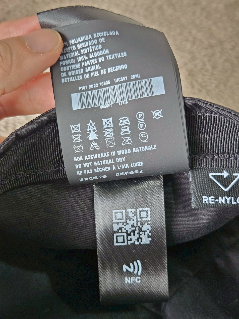 Prada Re-Nylon Hat black