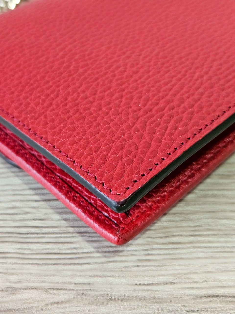 Gucci Interlock WOC สีแดง