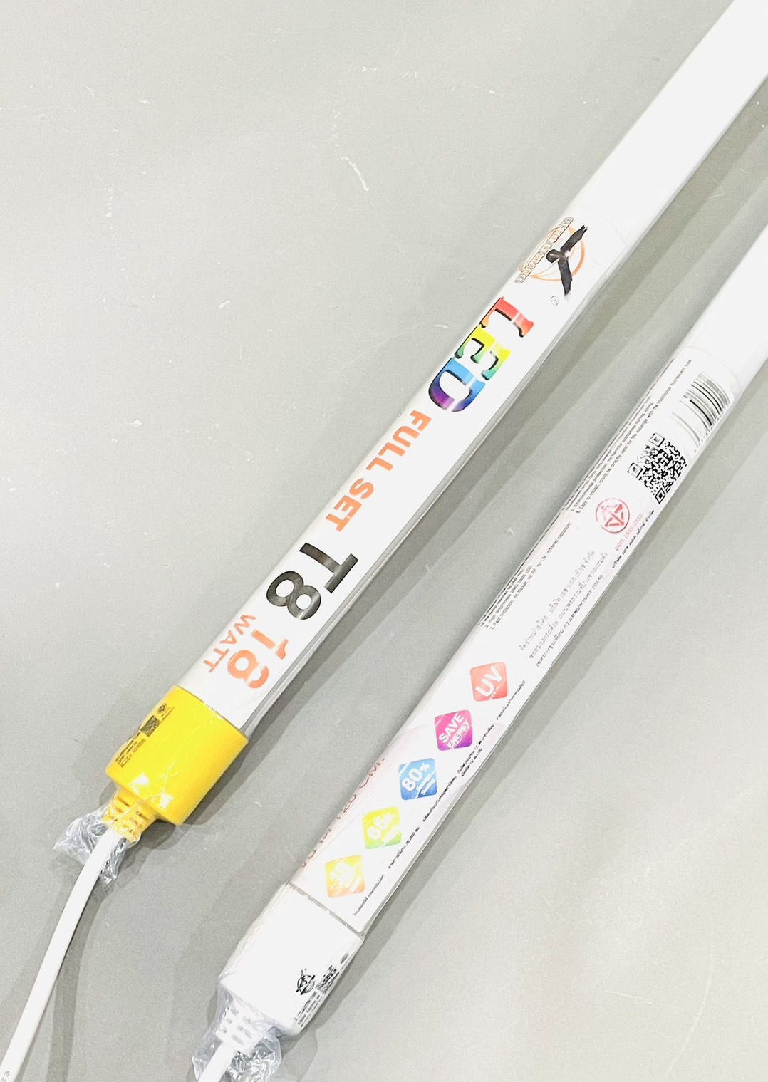 หลอดนีออน LED 18w พร้อมปลั๊กเสียบ