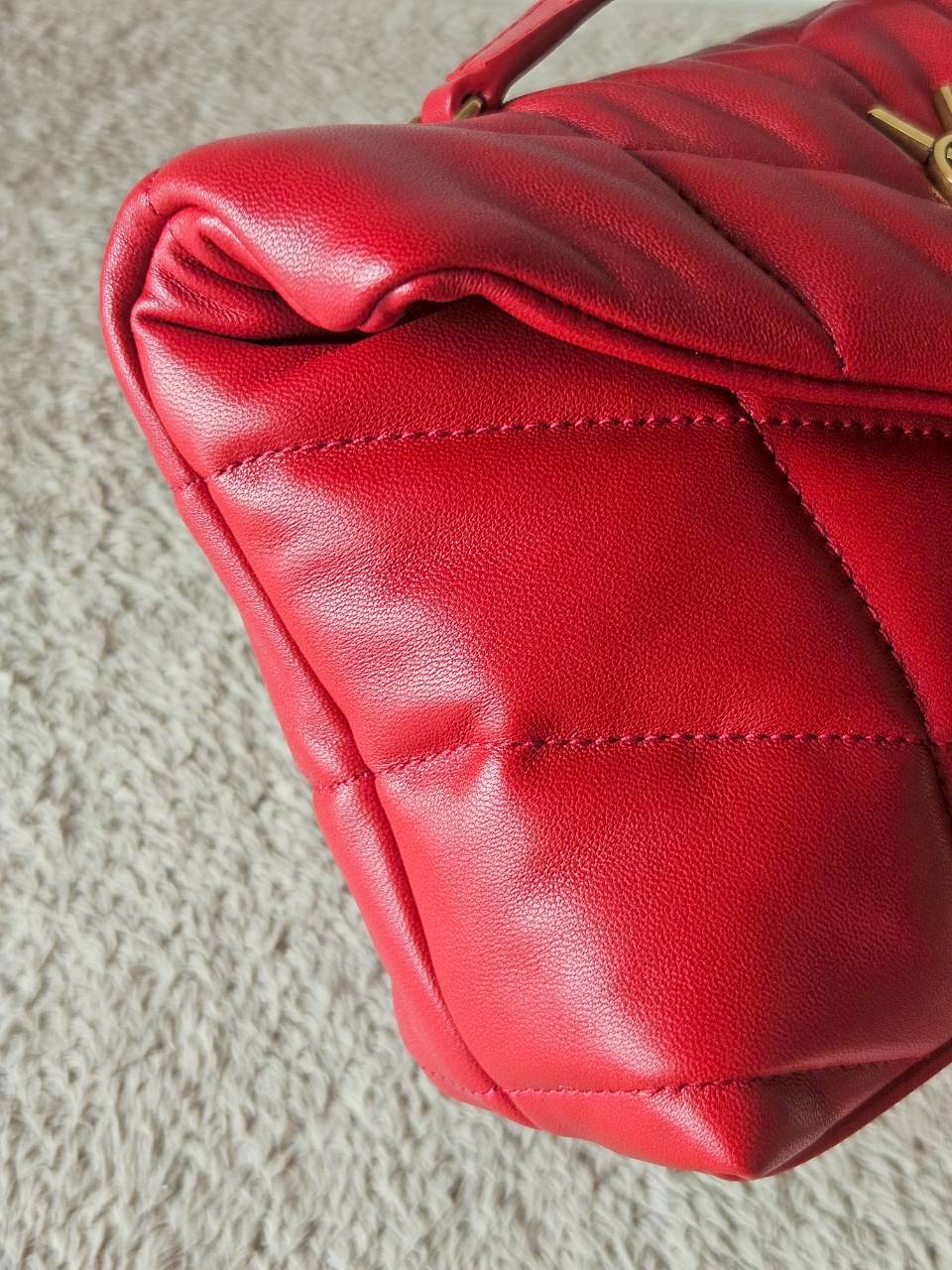 YSL Toy Puffer Mini Bag สีแดง