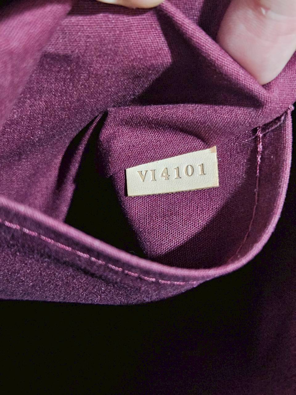 LV M91390 Melrose Amarante Vernis