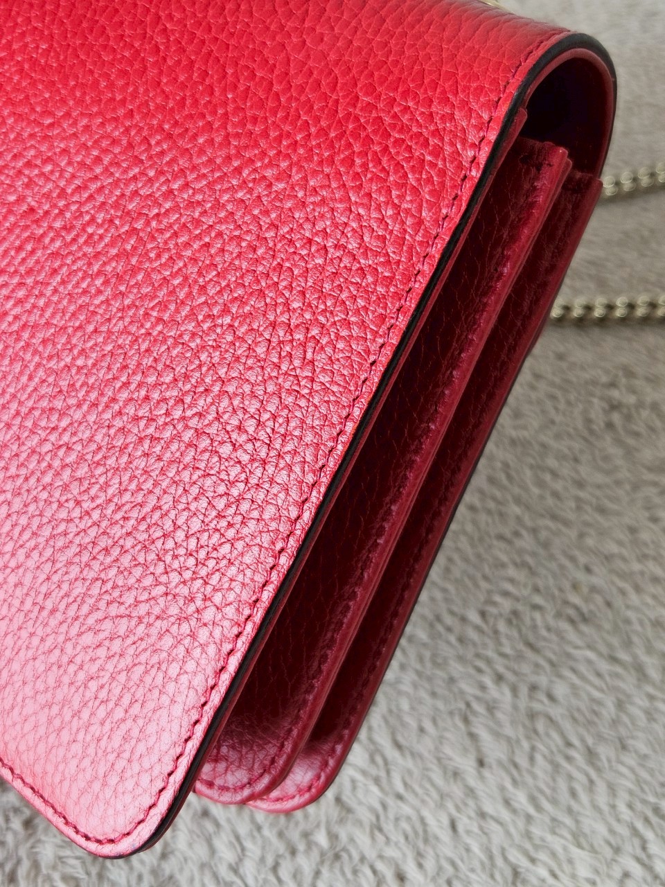 Gucci Interlocking Red