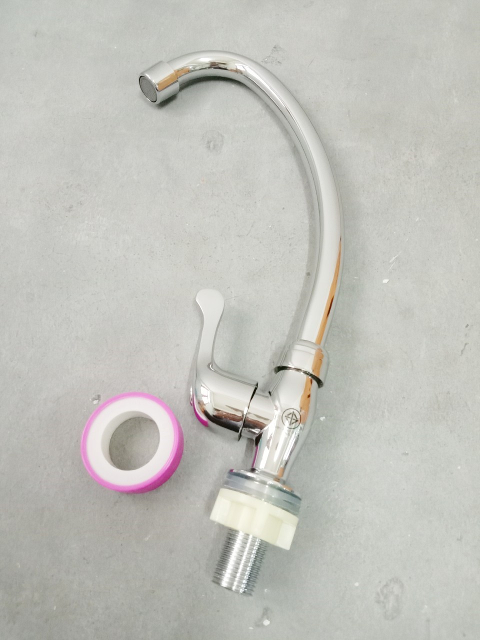 ก๊อกอัดแผงซิงค์ยืน SG-42/2