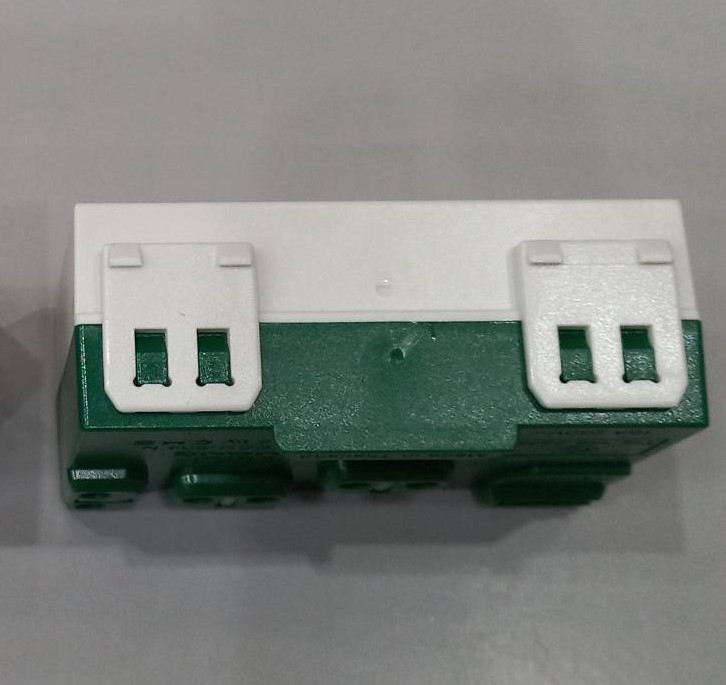 ปลั๊กกราวน์คู่ ช้าง รุ่นใหม่ PCH-904N แบบเสียบ