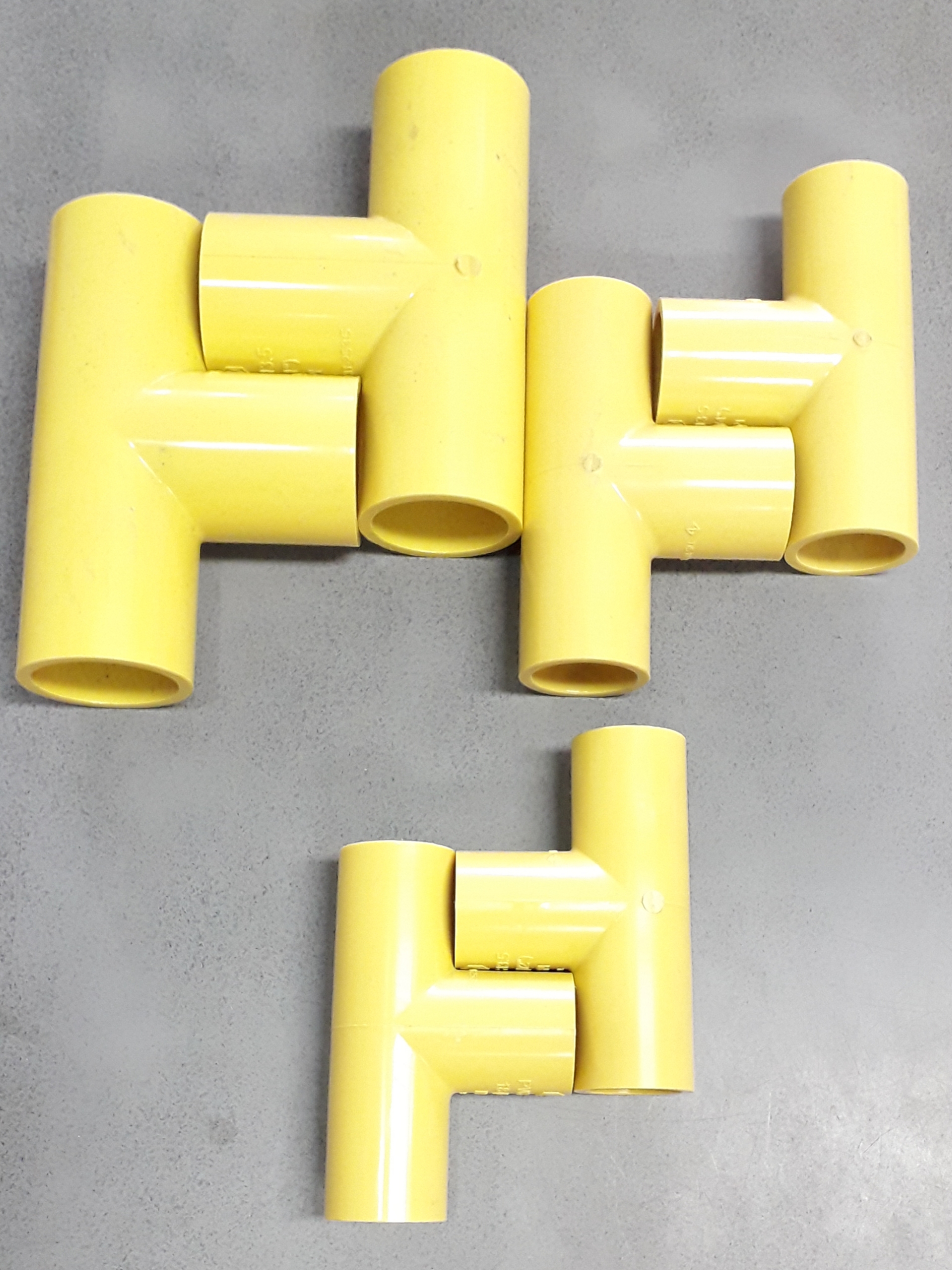 สามทางร้อยสายไฟ สีเหลือง ตราช้าง