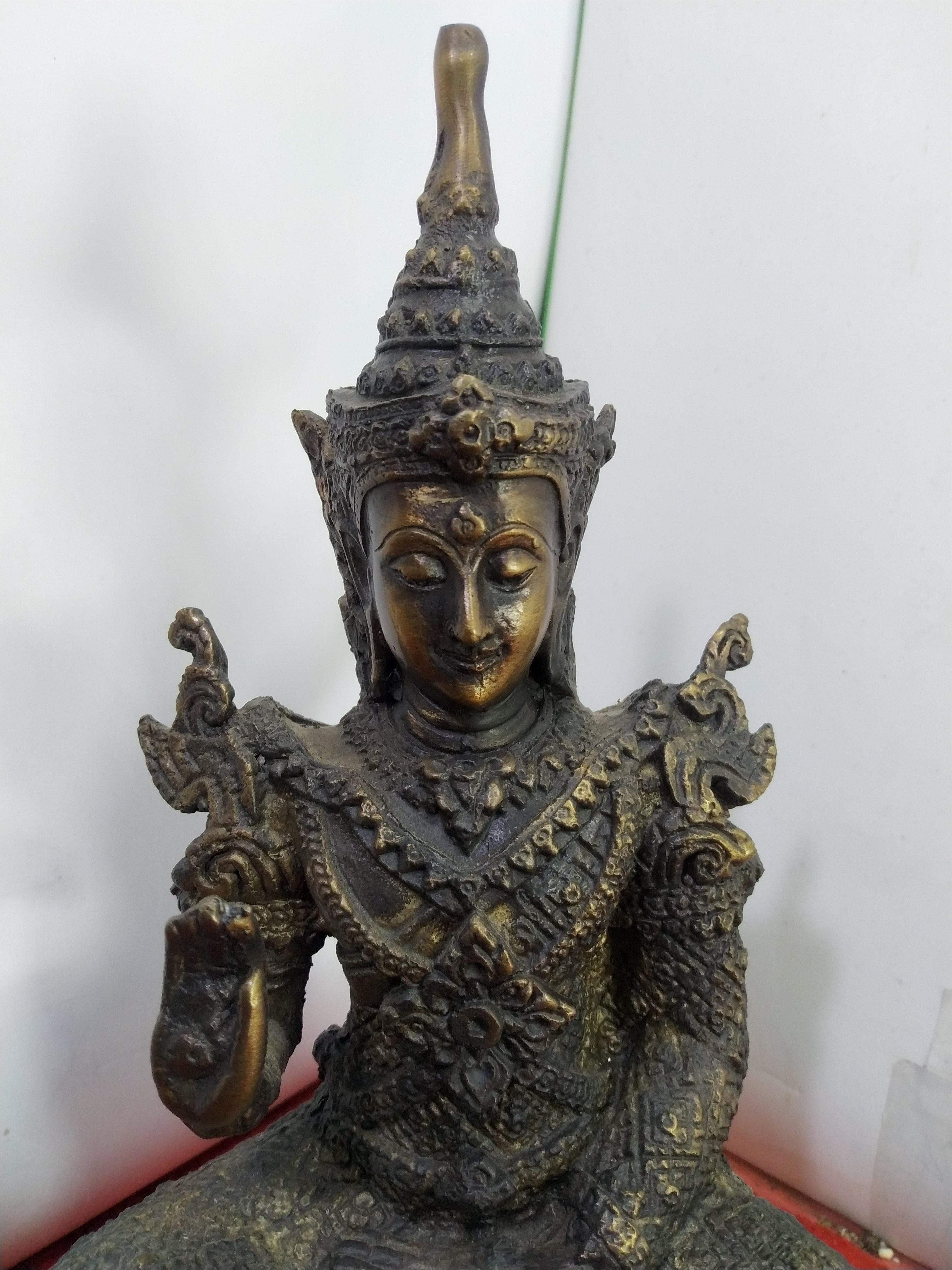 พระพุทธมหาจักรพรรดิ์เศรษฐี หรือ พระศรีอริยเมตไตรย ปางประทานพร หน้าตัก 5 นิ้ว