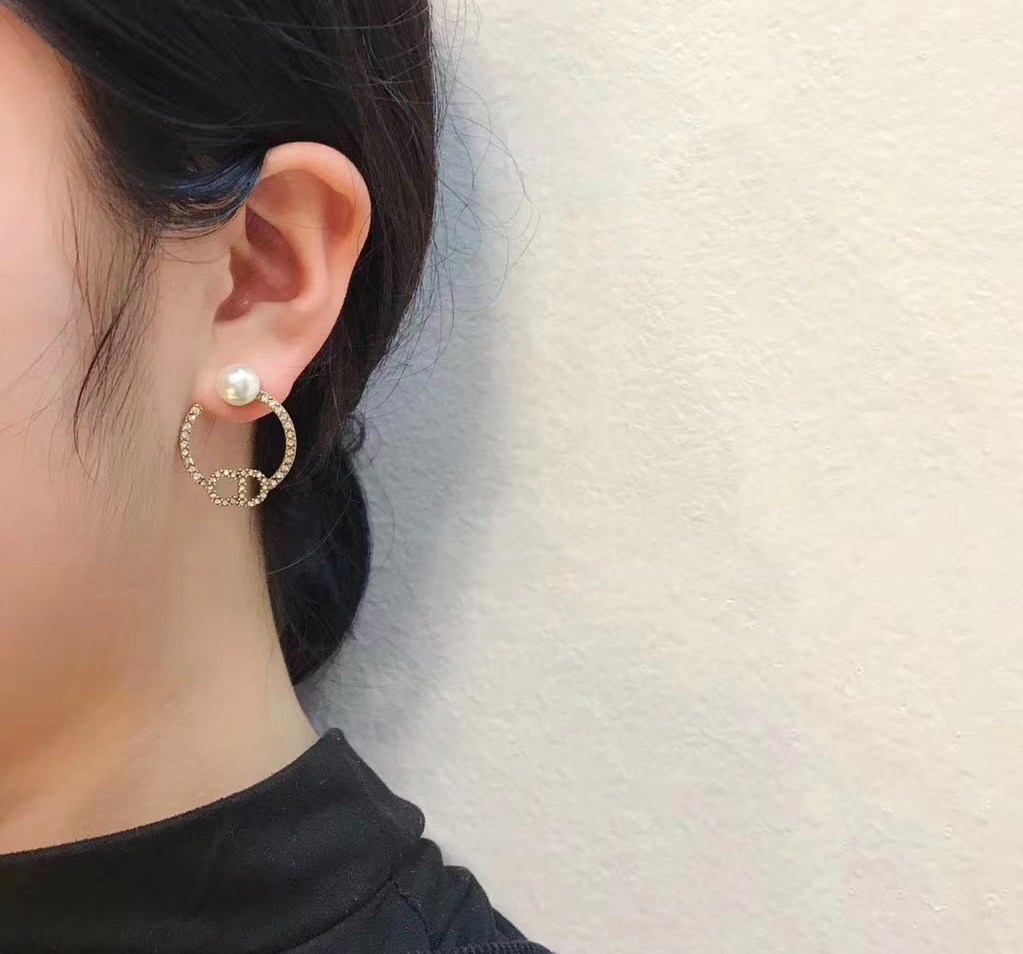 ต่างหูดิออร์มุก Dior Tribales Earrings
