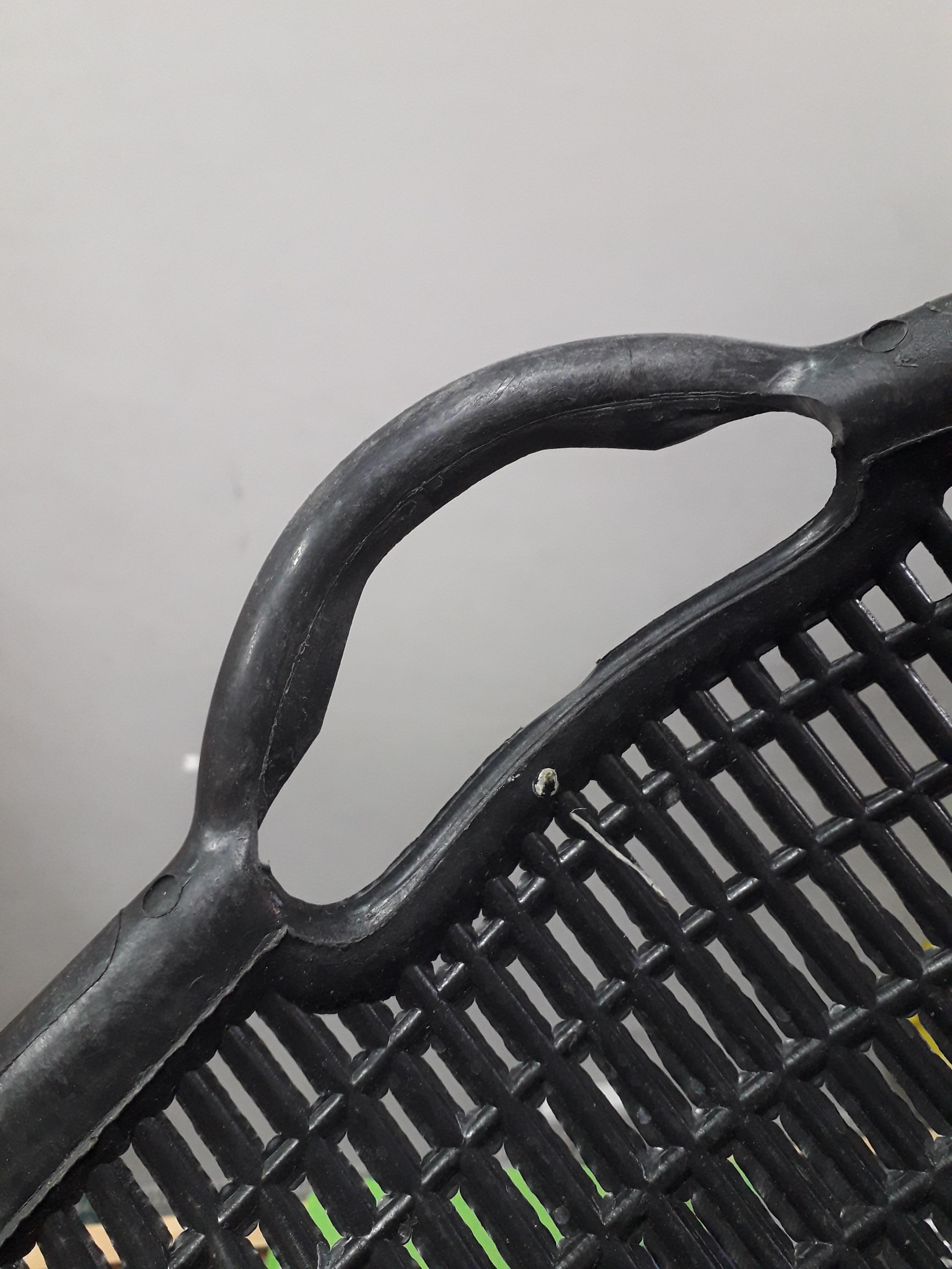 บุ้งกี๋ดำหวาย