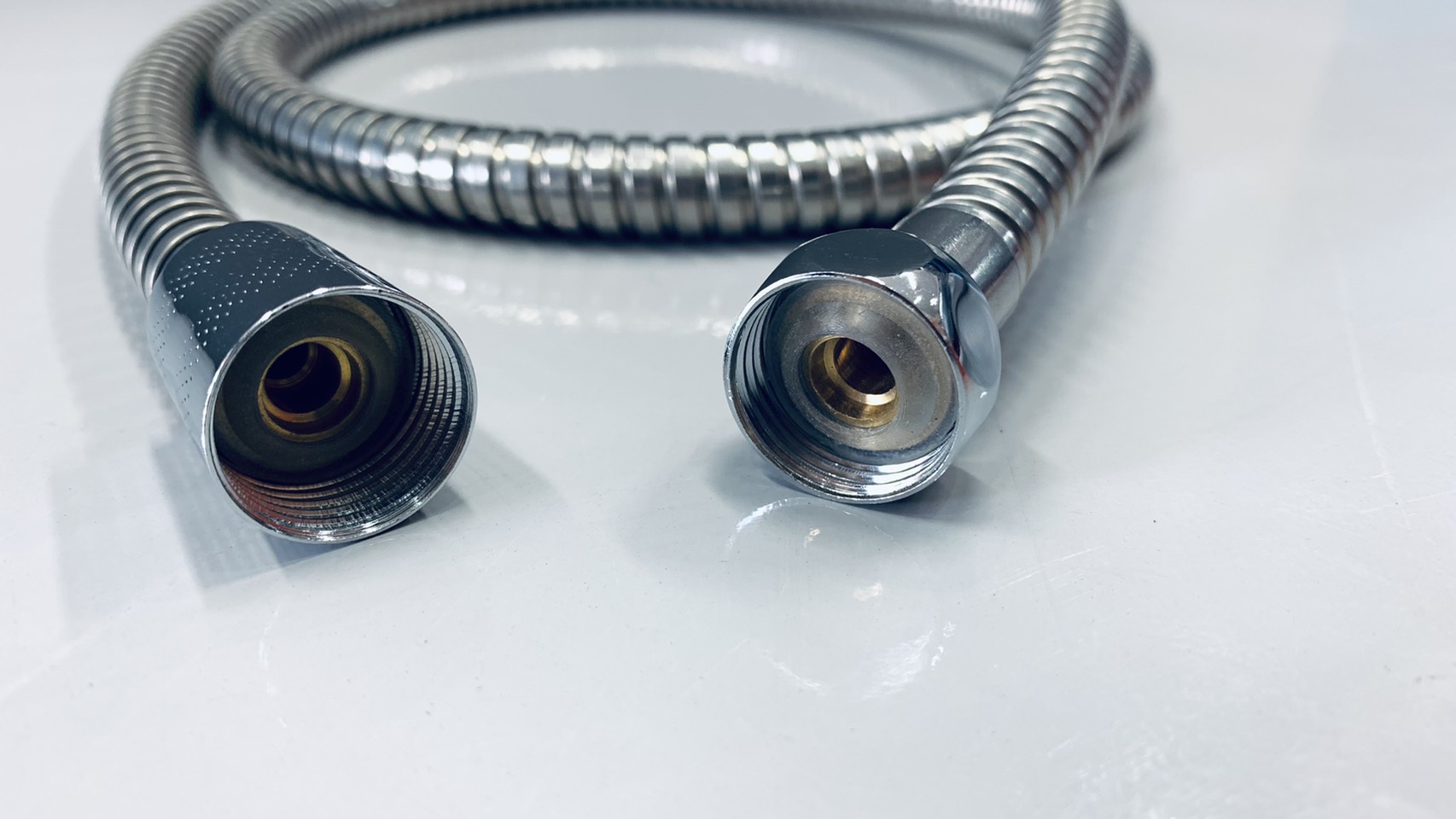 ฝักบัว อาบน้ำ ชุบโครเมี่ยม Marena H101