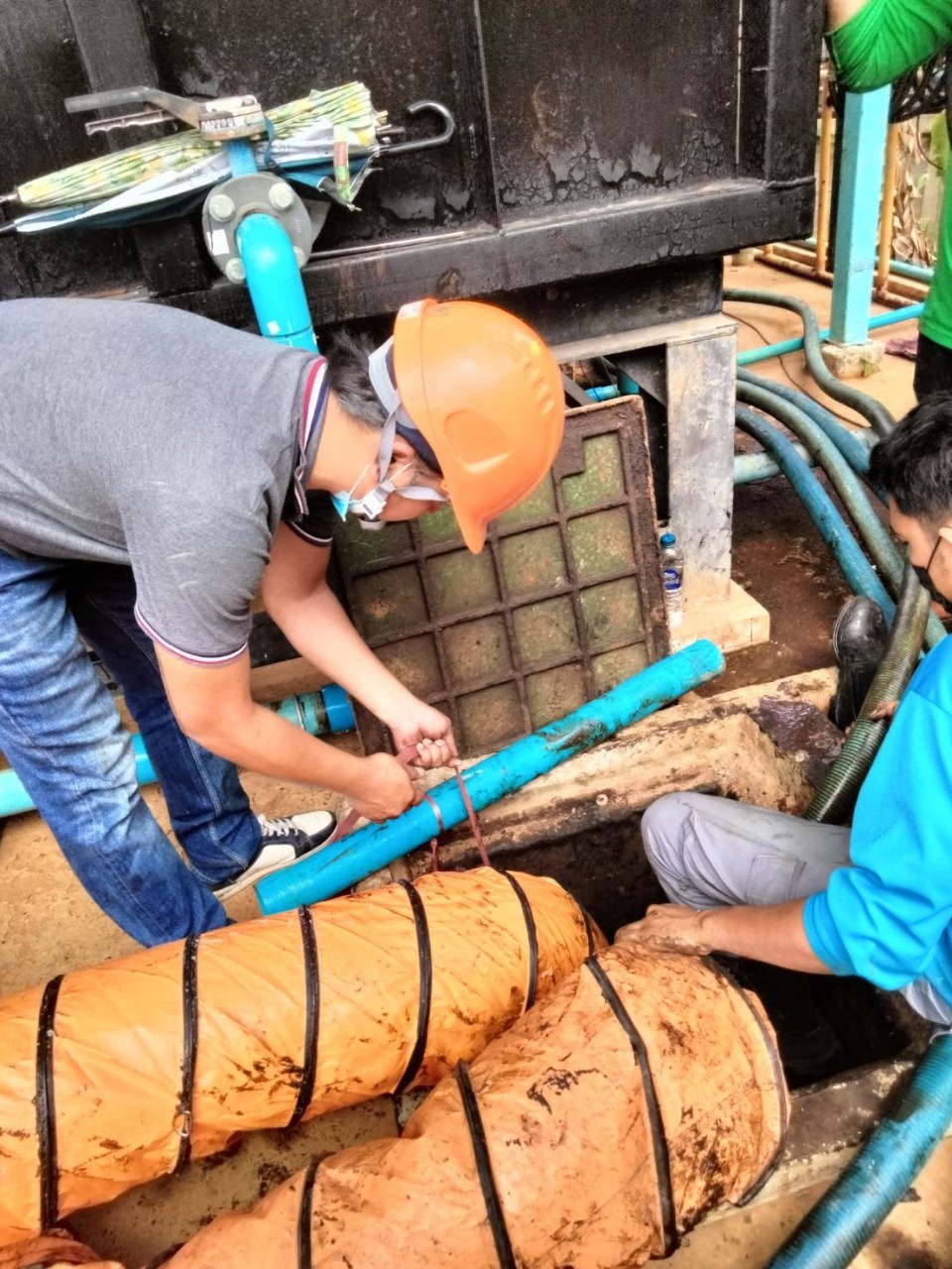 ดูดส้วมถนนบางหลวง