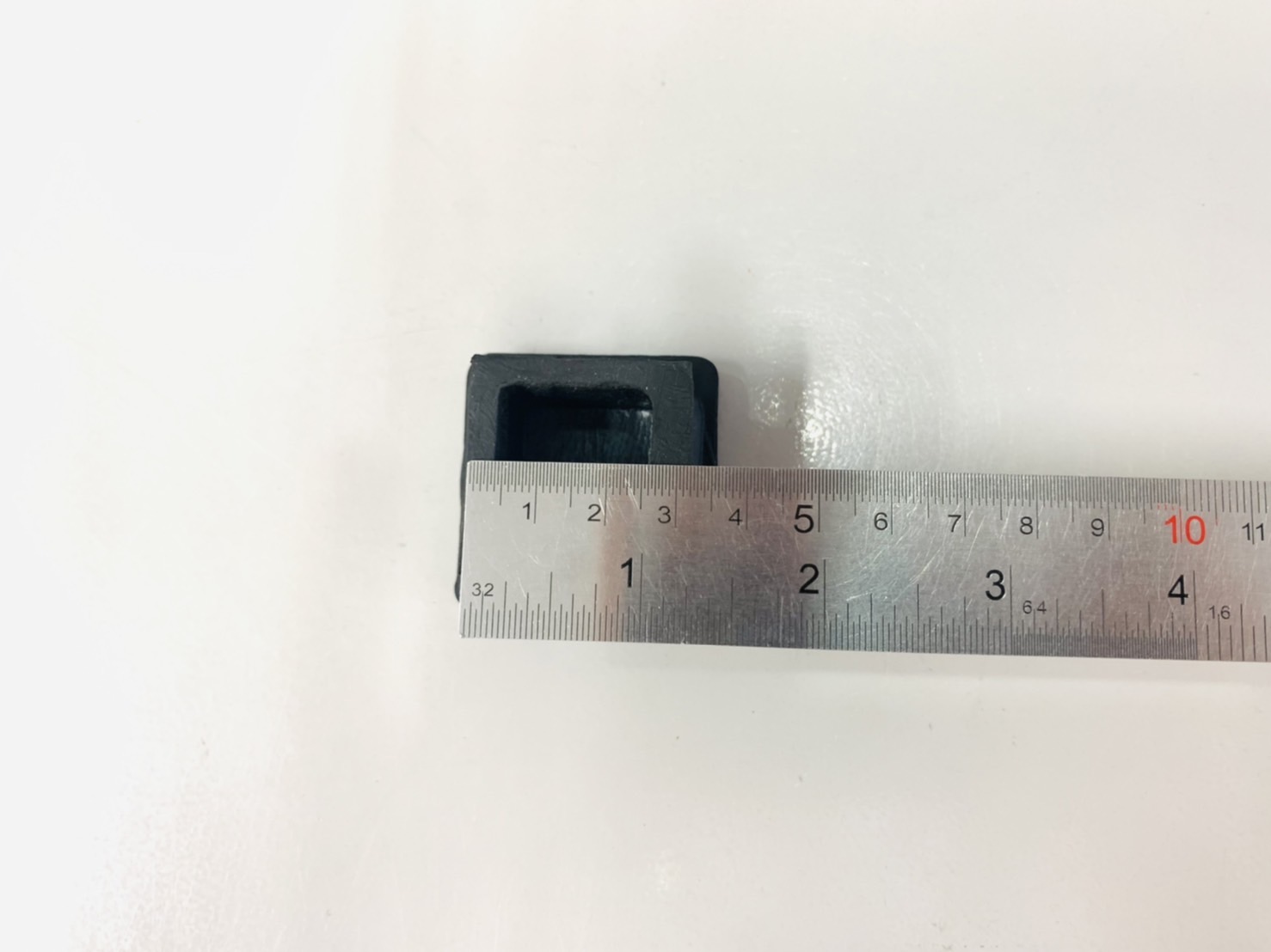 ยางขาโต๊ะ เหลี่ยม