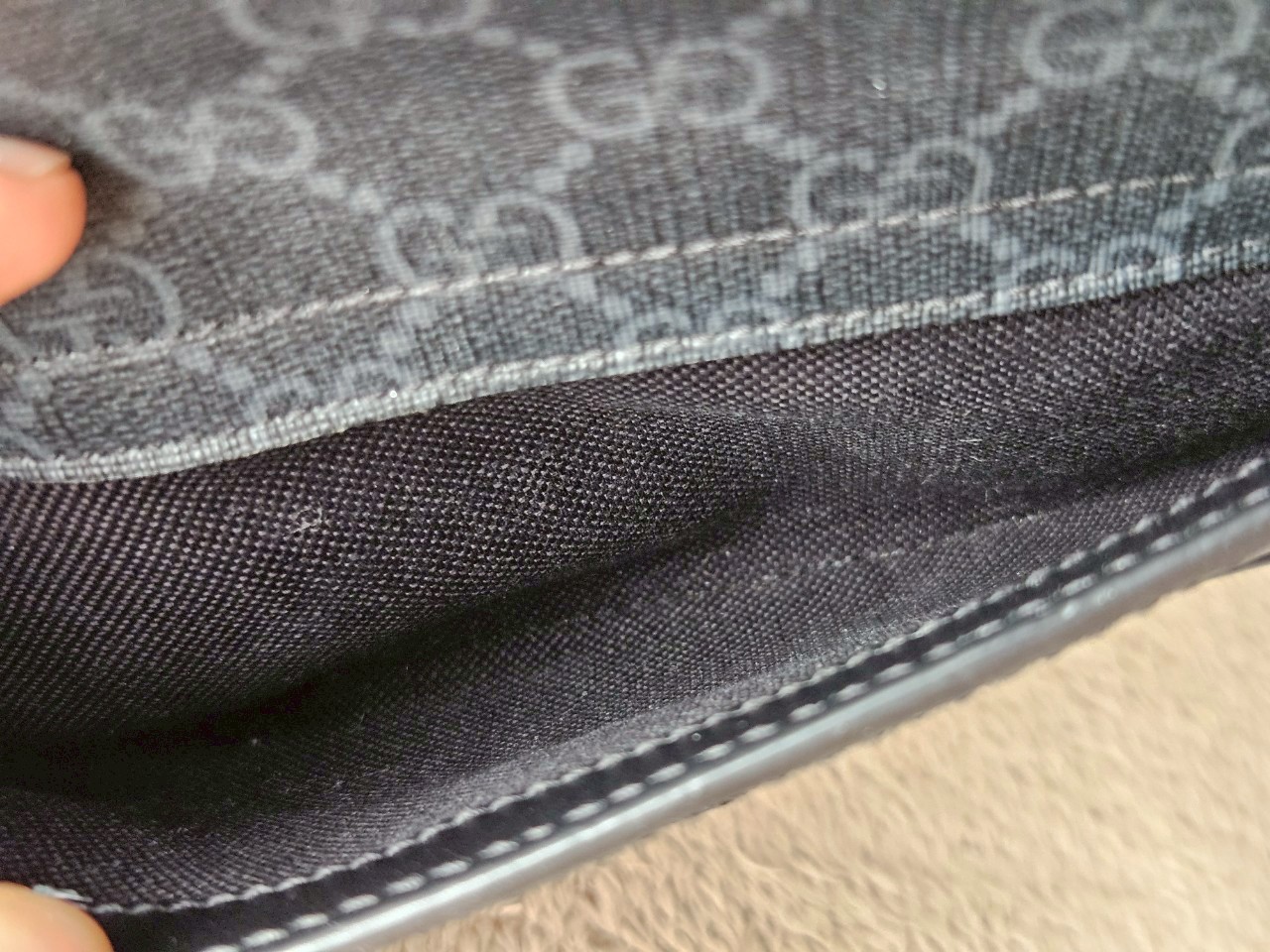 Gucci 674164 Messenger Bag With Interlocking G