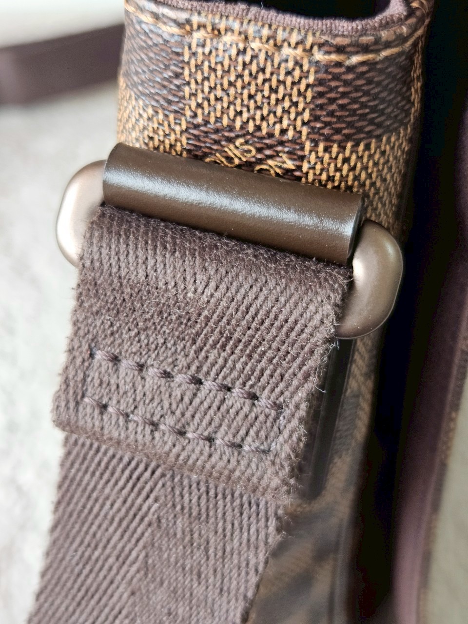 LV District Damier mm