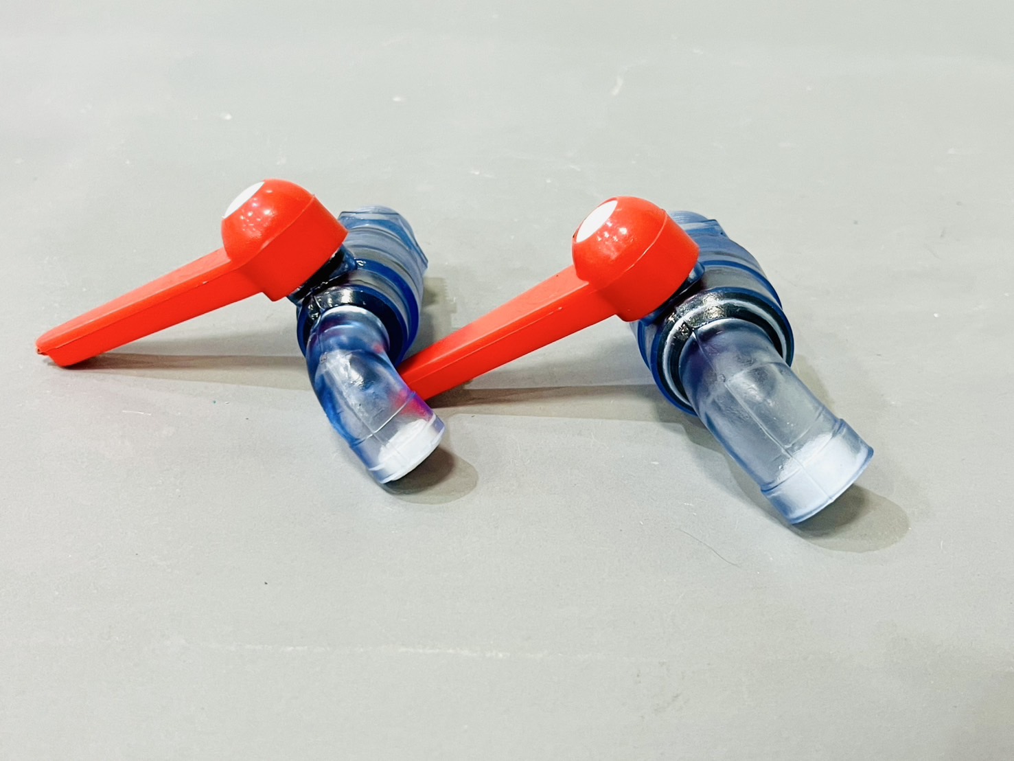 ก๊อกบอล PVC ใส