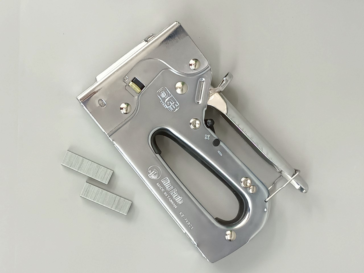 เครื่องยิงลูกแม็ก