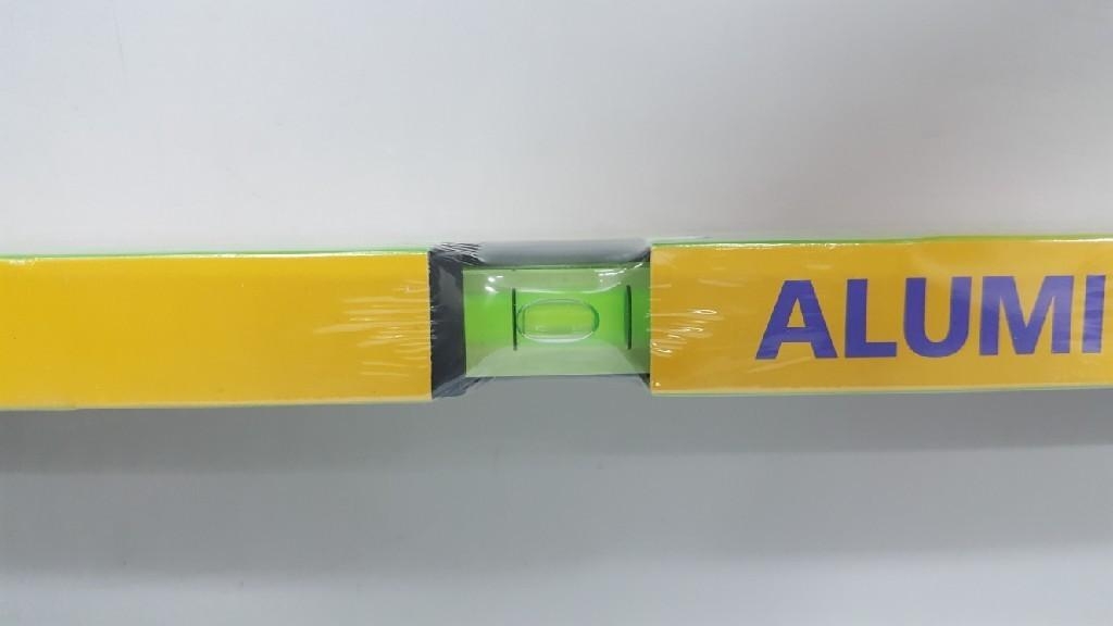 ระดับน้ำแม่เหล็ก 24" รุ่นประหยัด