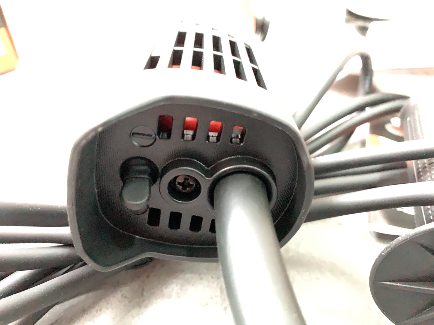 เครื่องเจียร์ 4" พัมคิน 980w J-G9900