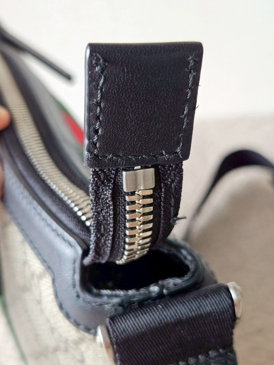 Gucci Web Messenger Supreme