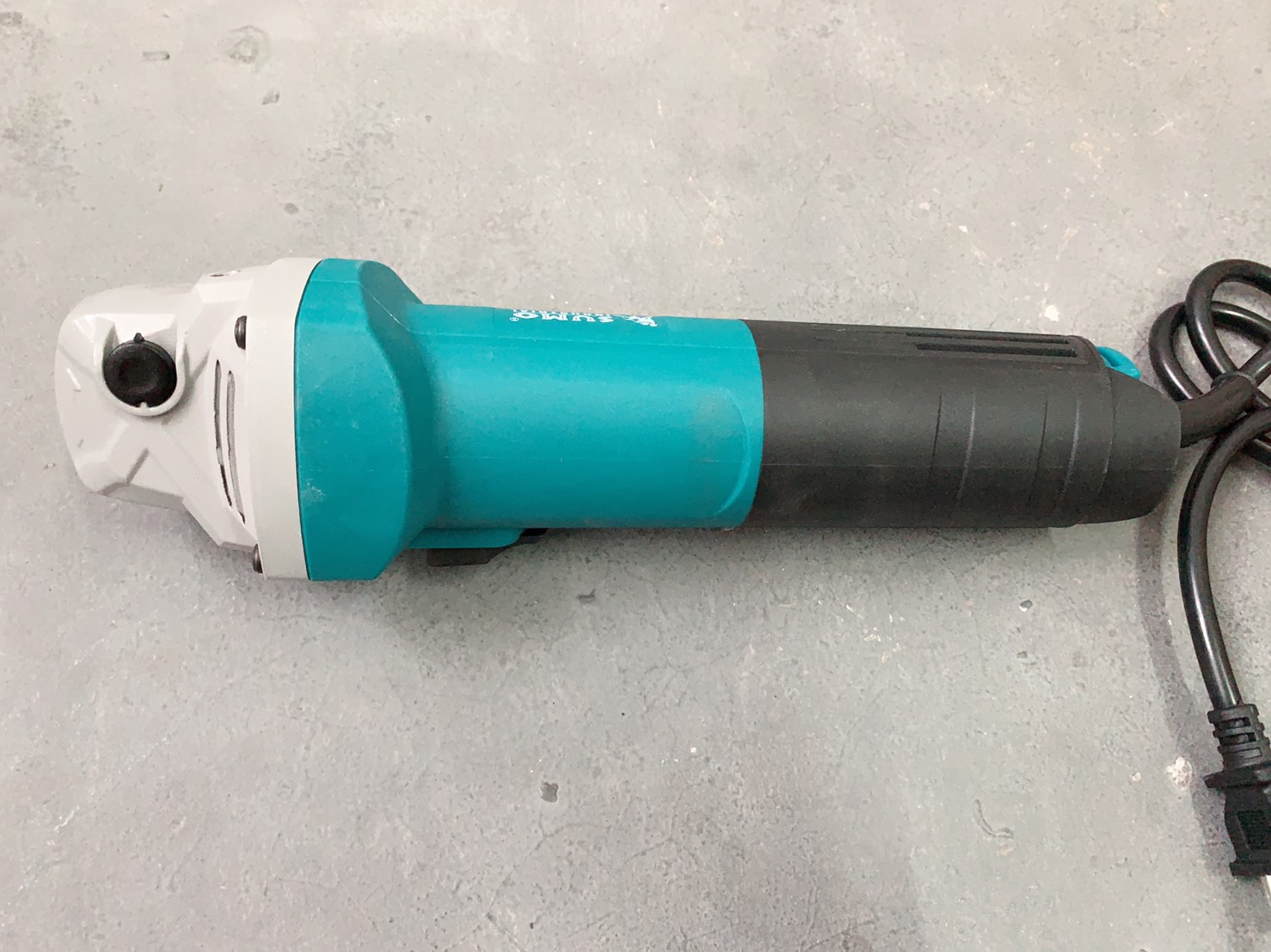 เครื่องเจียร์ 4" Sumo S586