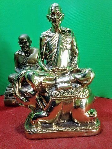 หลวงพ่อเงิน หลวงปู่ทวด หลวงพ่อเดิม หน้าตัก 3 นิ้ว เนื้อทองเหลือง