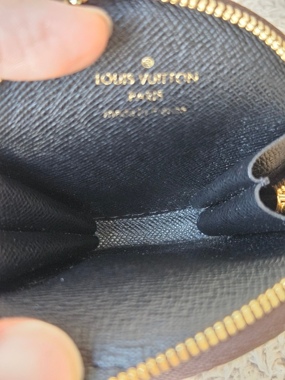 LV J02487 สายสะพายไหล่ Bandoulière สีดำ