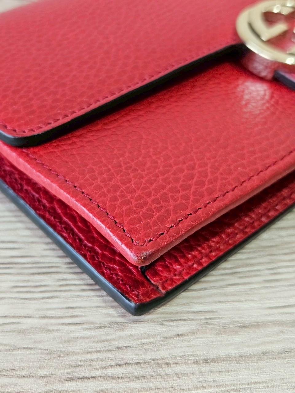 Gucci Interlock WOC สีแดง