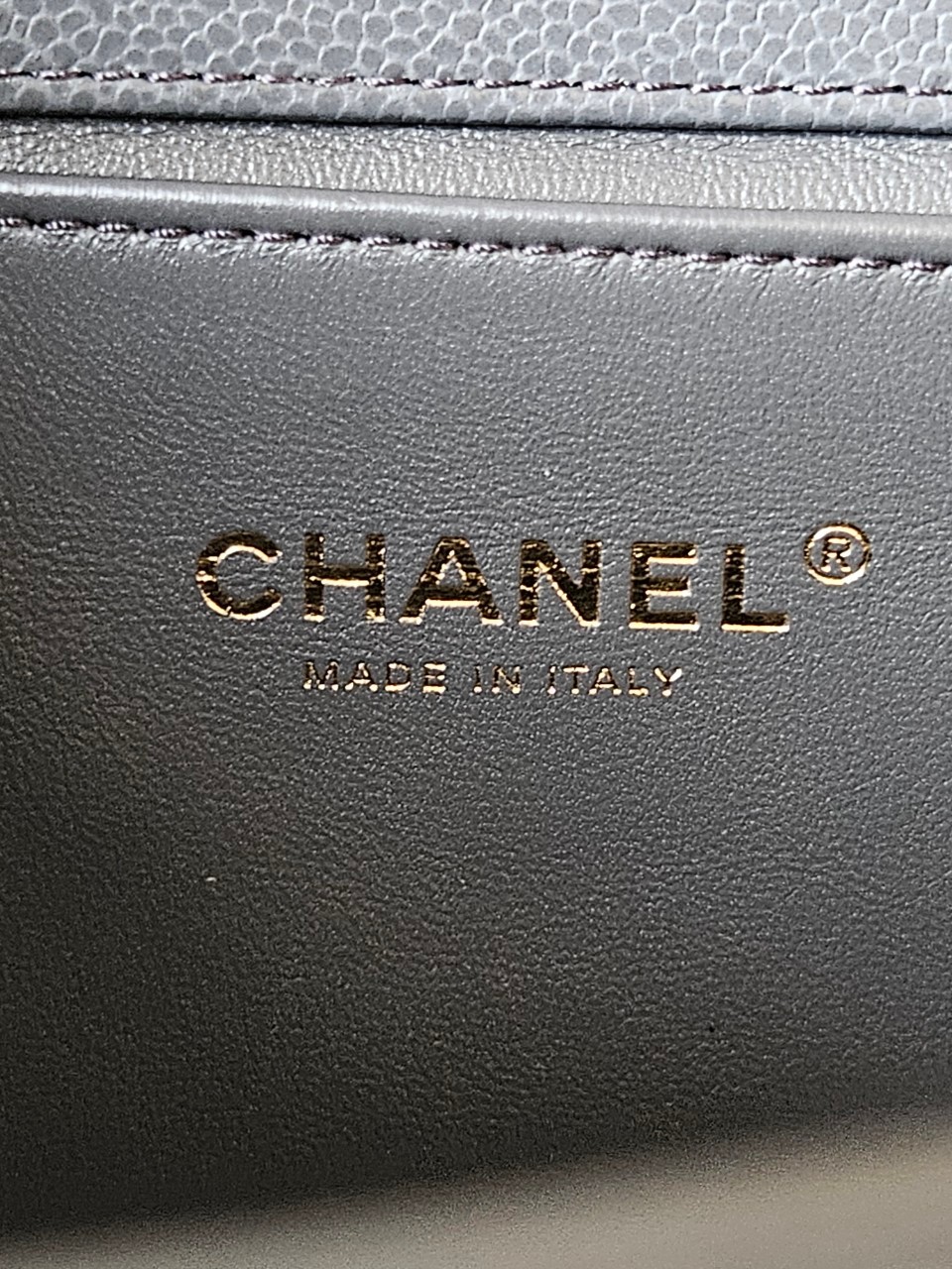 Chanel Boy 10 Cavier SHW สีเทา Microchip