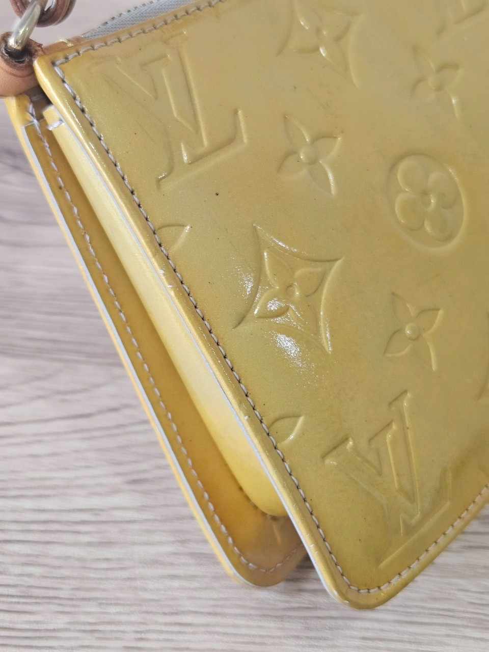 LV Lexington Pochette Monogram Vernis