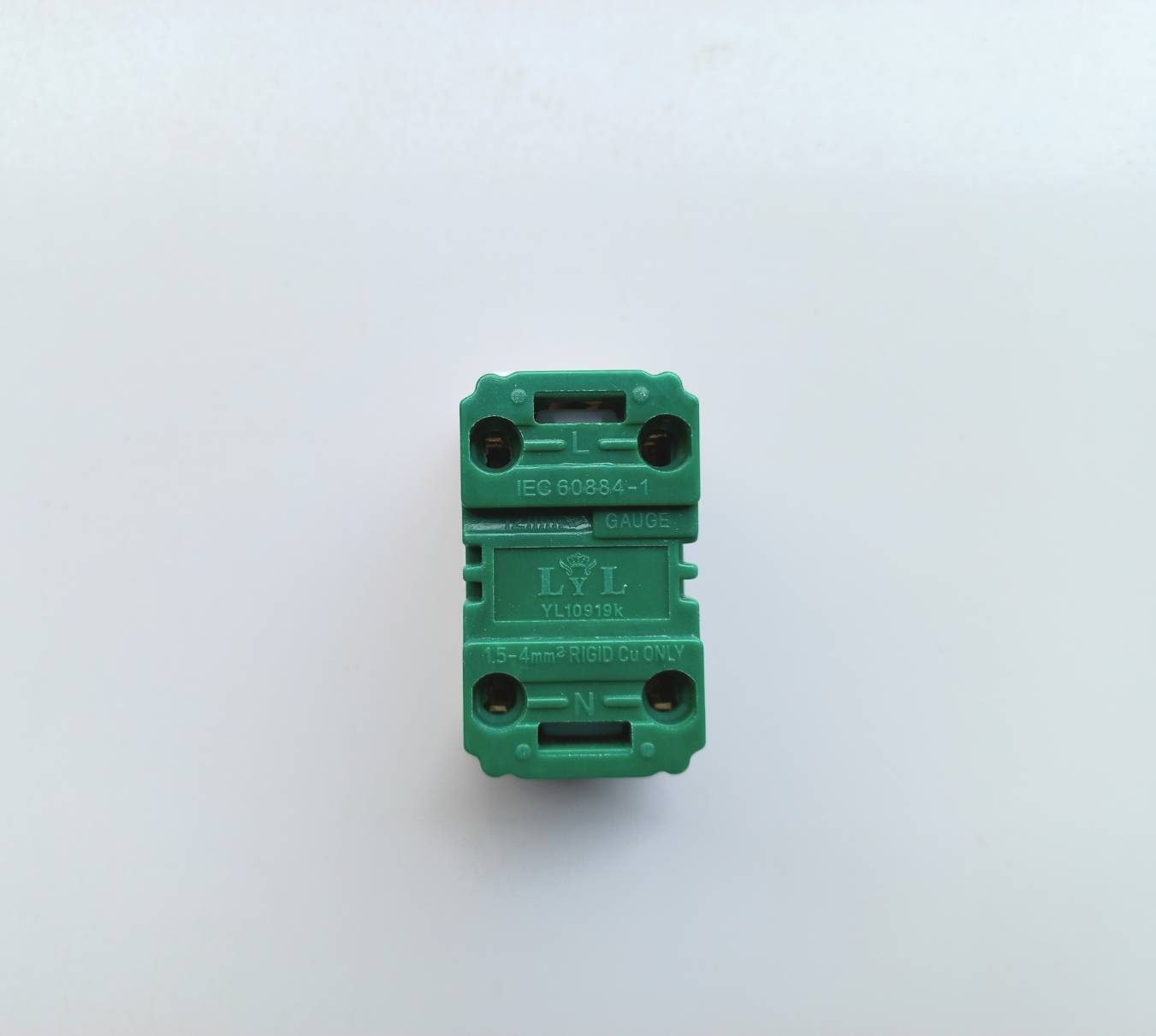 ปลั๊กฝัง รุ่นใหม่ YL1091K/US series