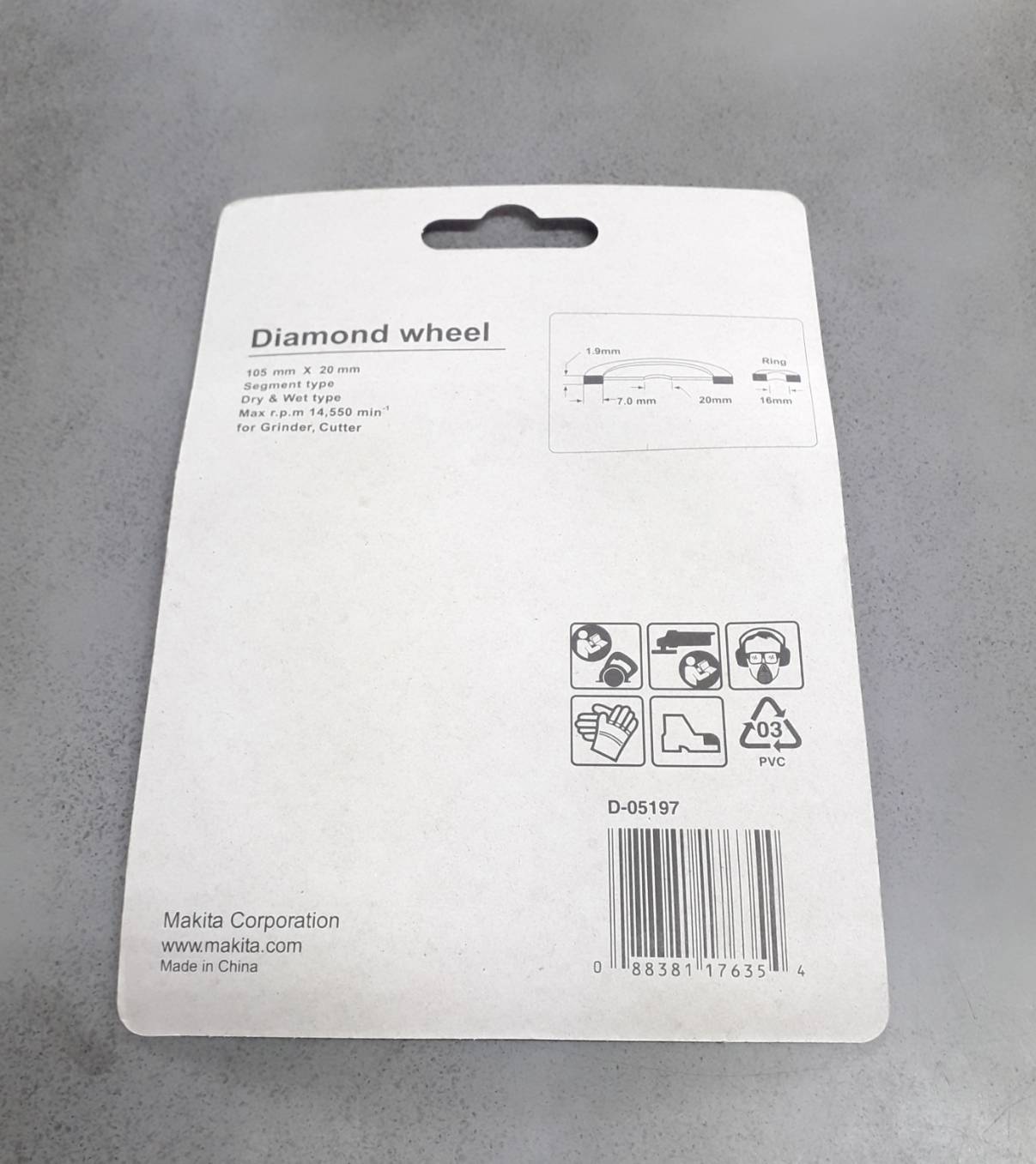 ใบตัดปูน มากีต้า 4" D-05197 มีร่อง สีทอง