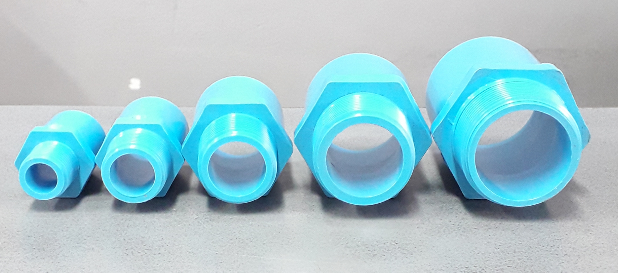 ข้อต่อตรงเกลียวนอก PVC ตราช้าง