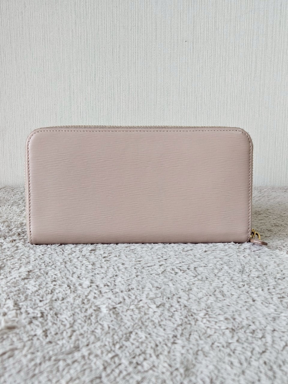 Prada 1ML506 Zippy สีนู๊ด