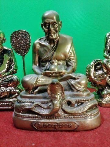 หลวงพ่อเงิน หลวงปู่ทวด หลวงพ่อเดิม หน้าตัก 3 นิ้ว เนื้อทองเหลือง